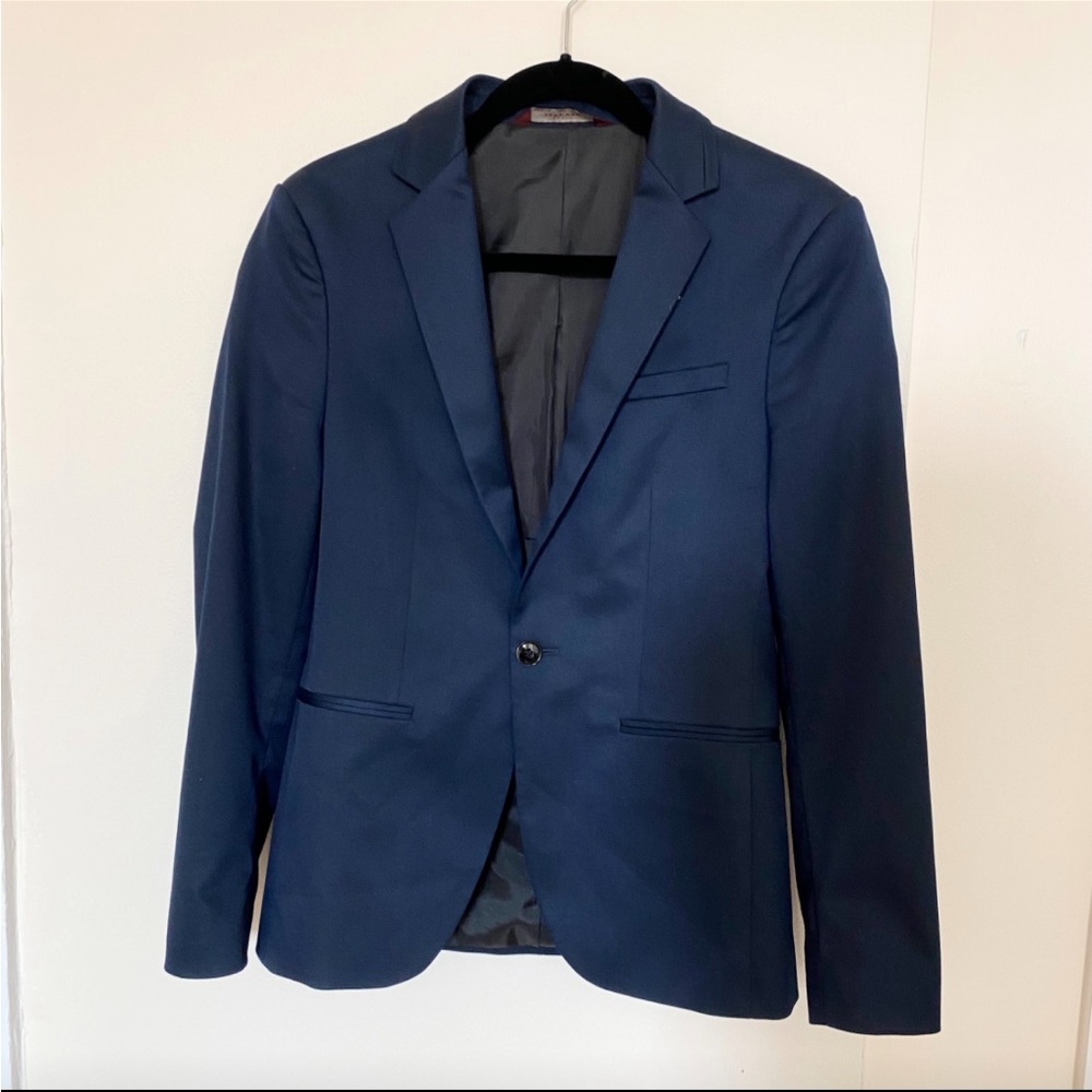 Zara Men’s Dark Blue Blazer